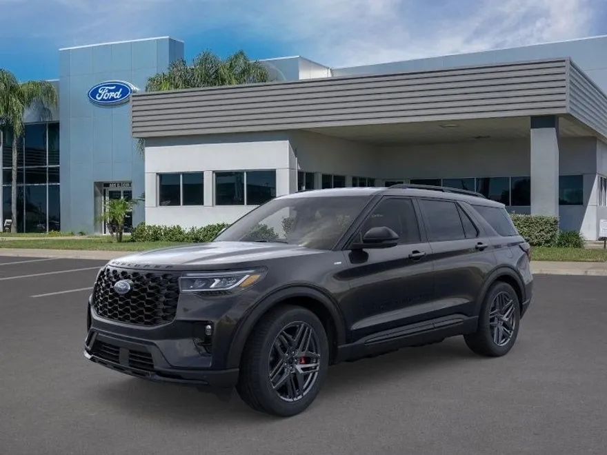 2025 Ford Explorer ST-Line photo 1