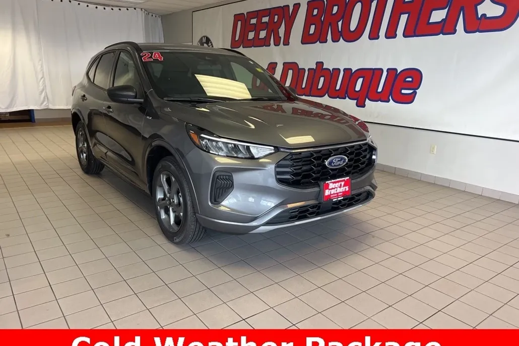 2024 Ford Escape ST-Line photo 1