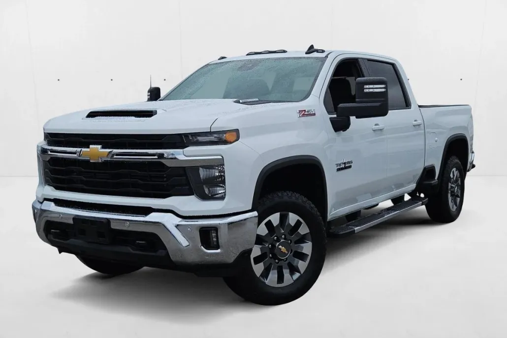 2025 Chevrolet Silverado 2500HD LT photo 1