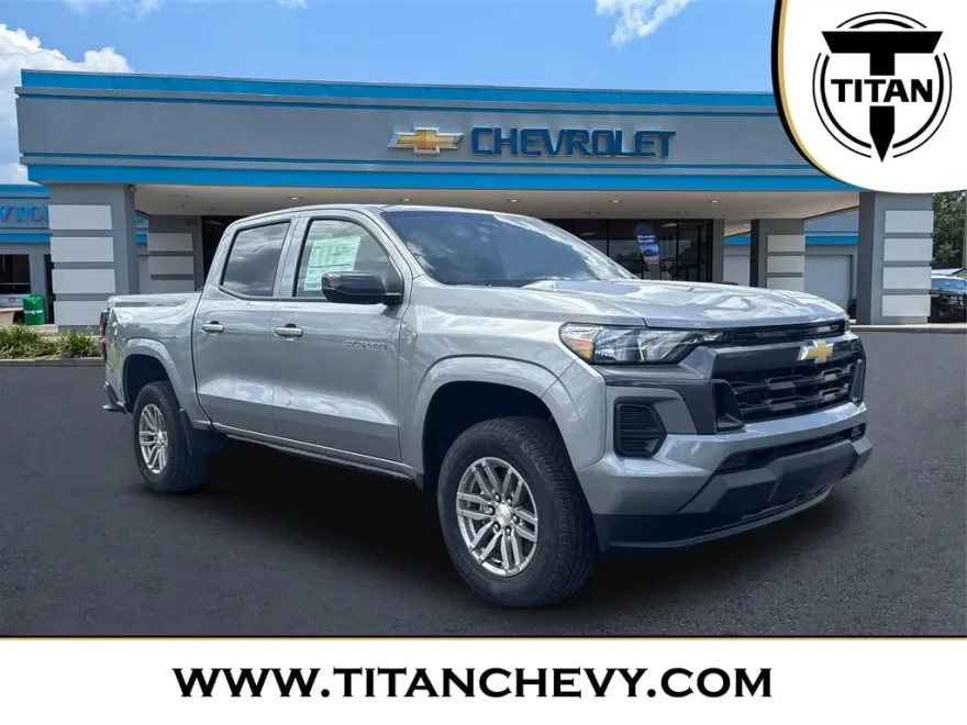 2025 Chevrolet Colorado Work Truck LT photo 1