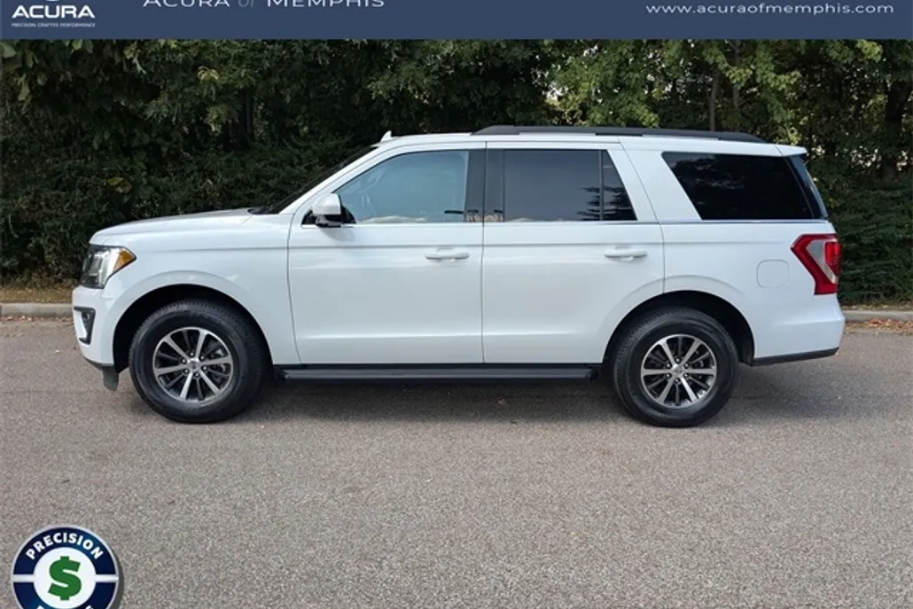 2021 Ford Expedition XLT photo 1