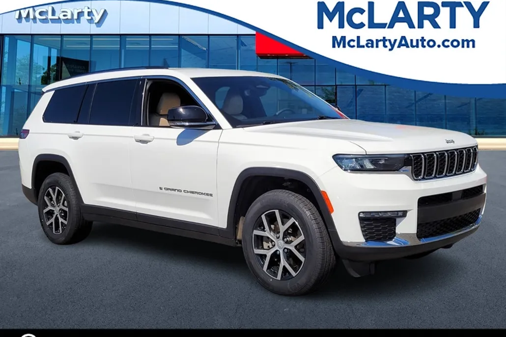 2023 Jeep Grand Cherokee Limited photo 1