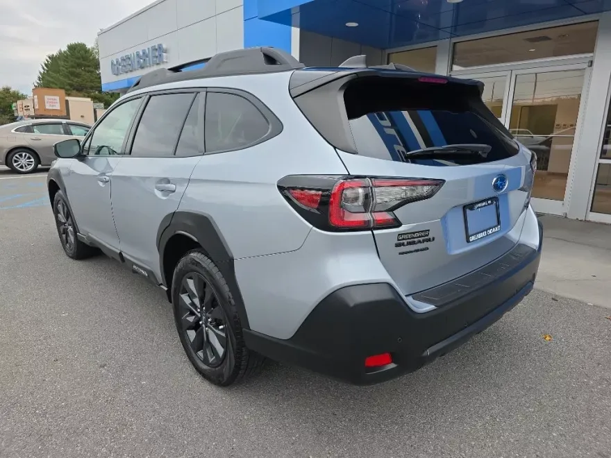2024 Subaru Outback Onyx Edition XT photo 1