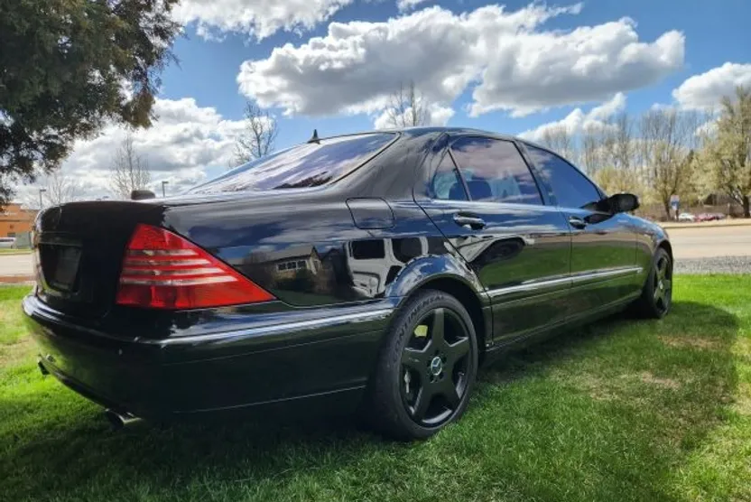 2006 Mercedes Benz S 600 photo 1