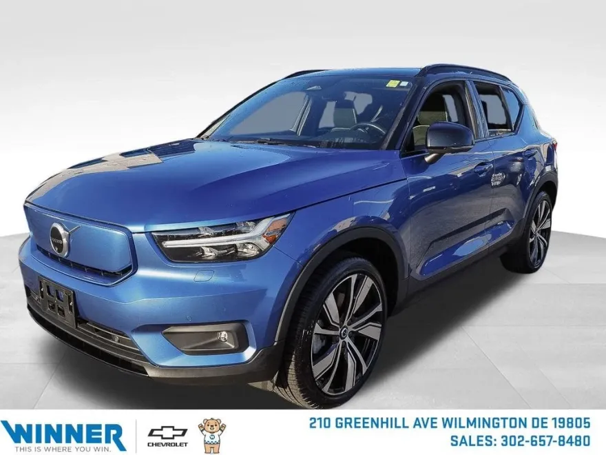 2021 Volvo XC40 Recharge P8 photo 1
