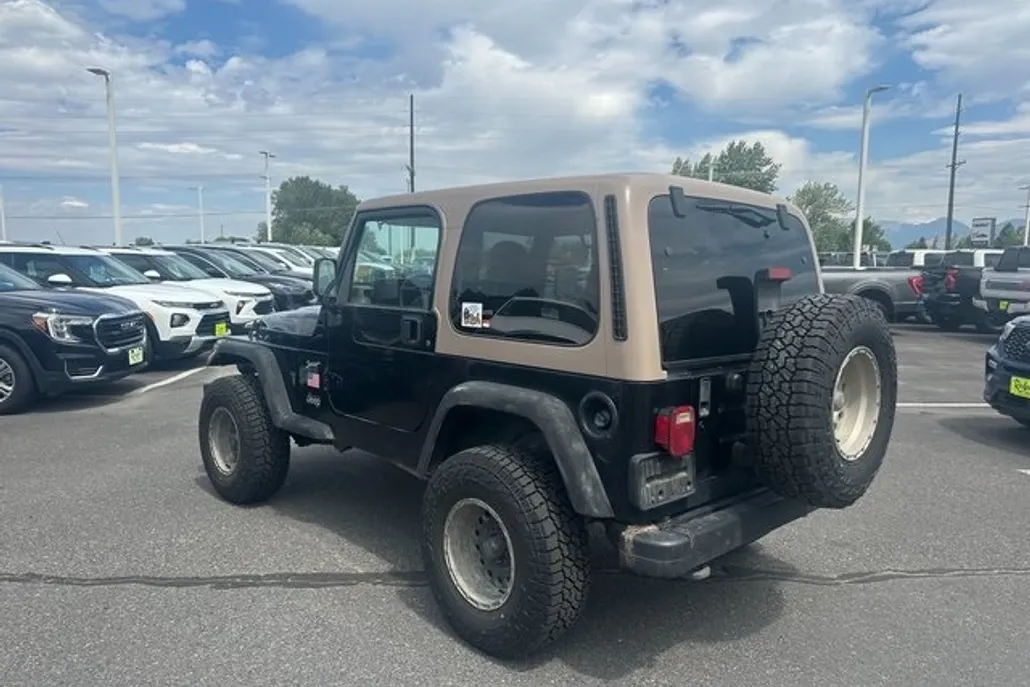 2002 Jeep Wrangler Sport photo 1