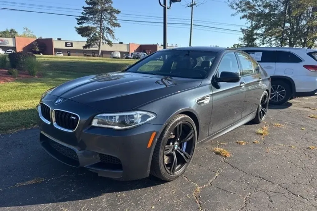 2016 Bmw M5 5 photo 1