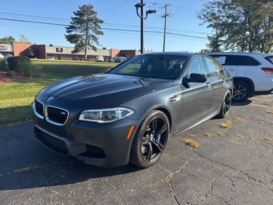 2016 Bmw M5 5 photo 1