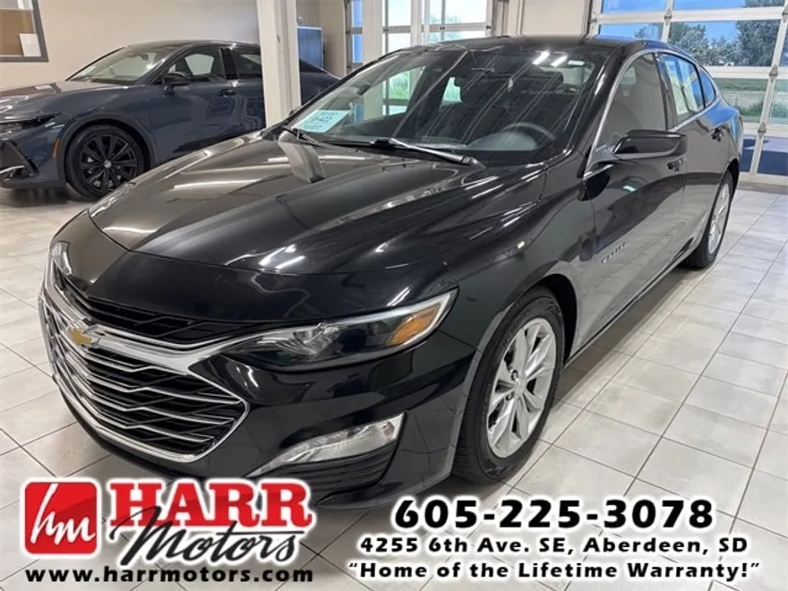 2023 Chevrolet Malibu 1LT photo 1