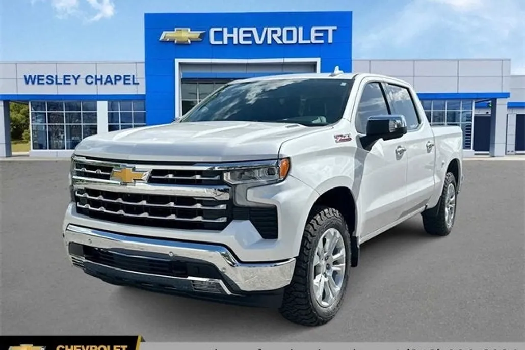 2023 Chevrolet Silverado 1500 LTZ photo 1