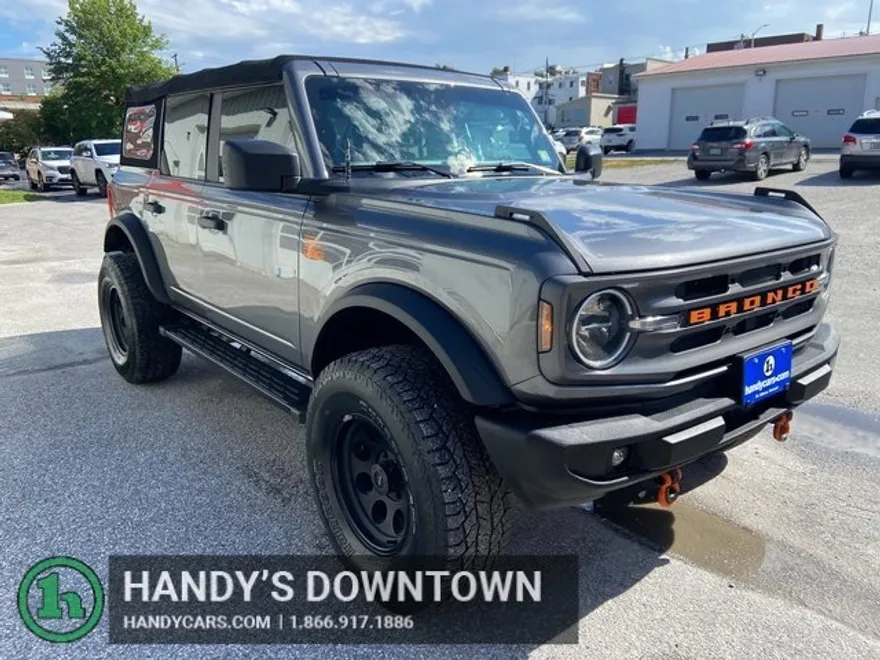 2022 Ford Bronco Big Bend photo 1
