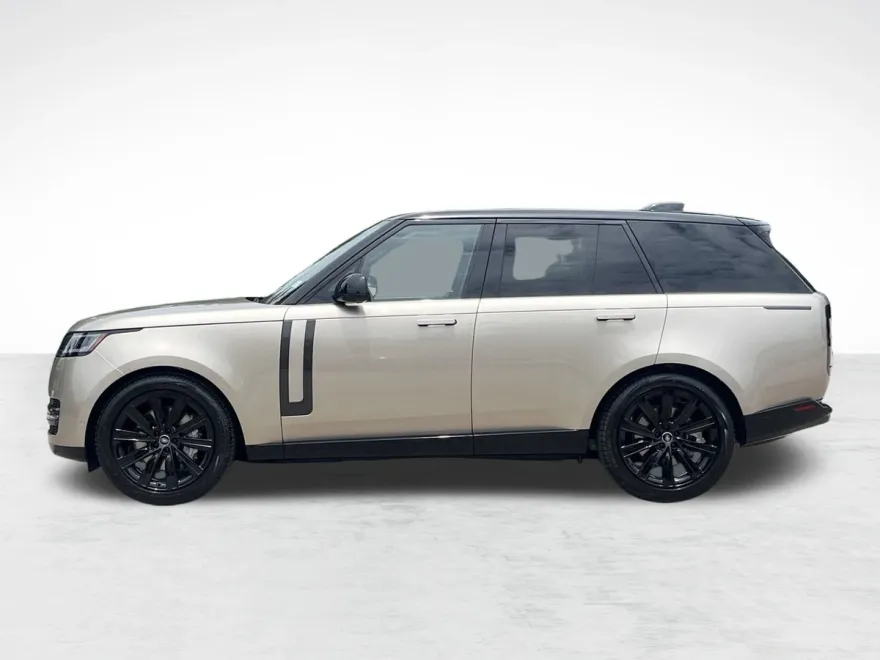 2025 Land Rover Range Rover SE photo 1