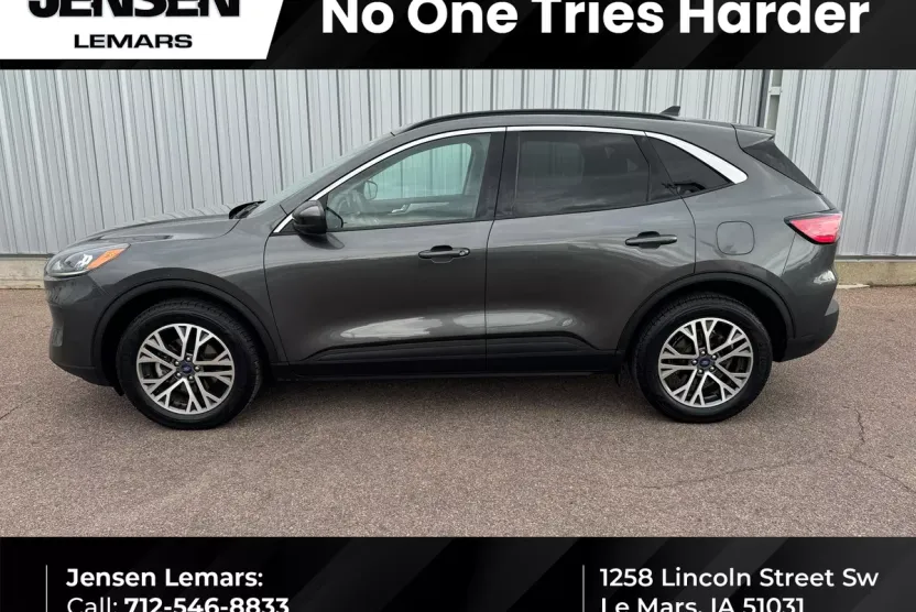 2020 Ford Escape SEL photo 1