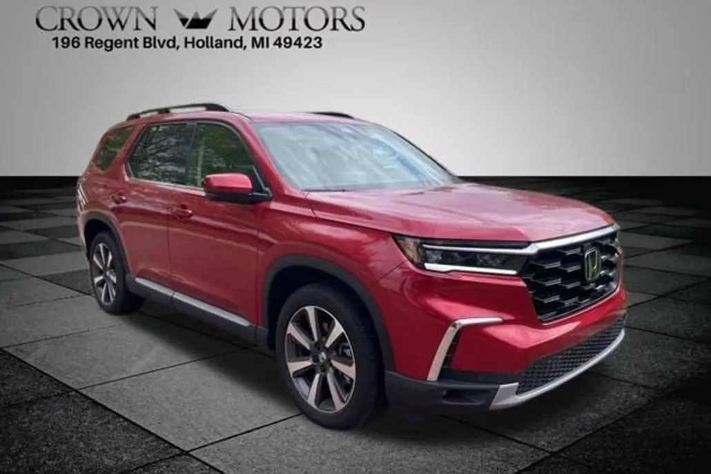 2025 Honda Pilot Touring photo 1