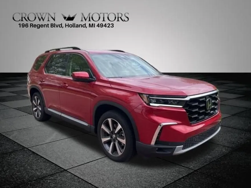 2025 Honda Pilot Touring photo 1