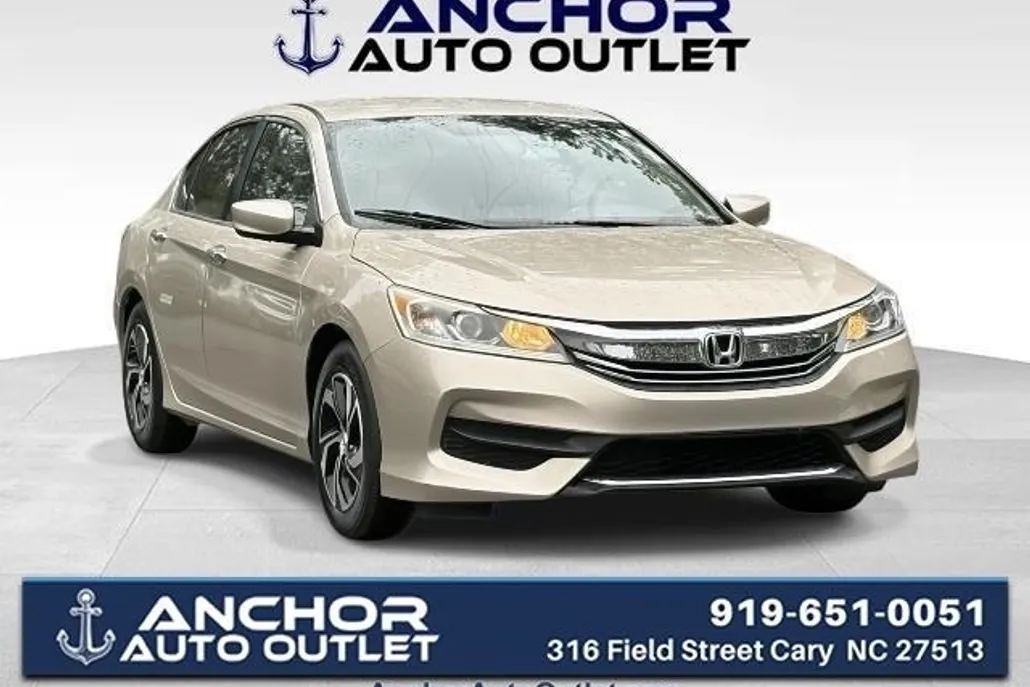 2017 Honda Accord LX photo 1