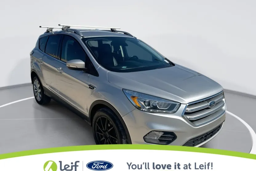 2017 Ford Escape Titanium photo 1