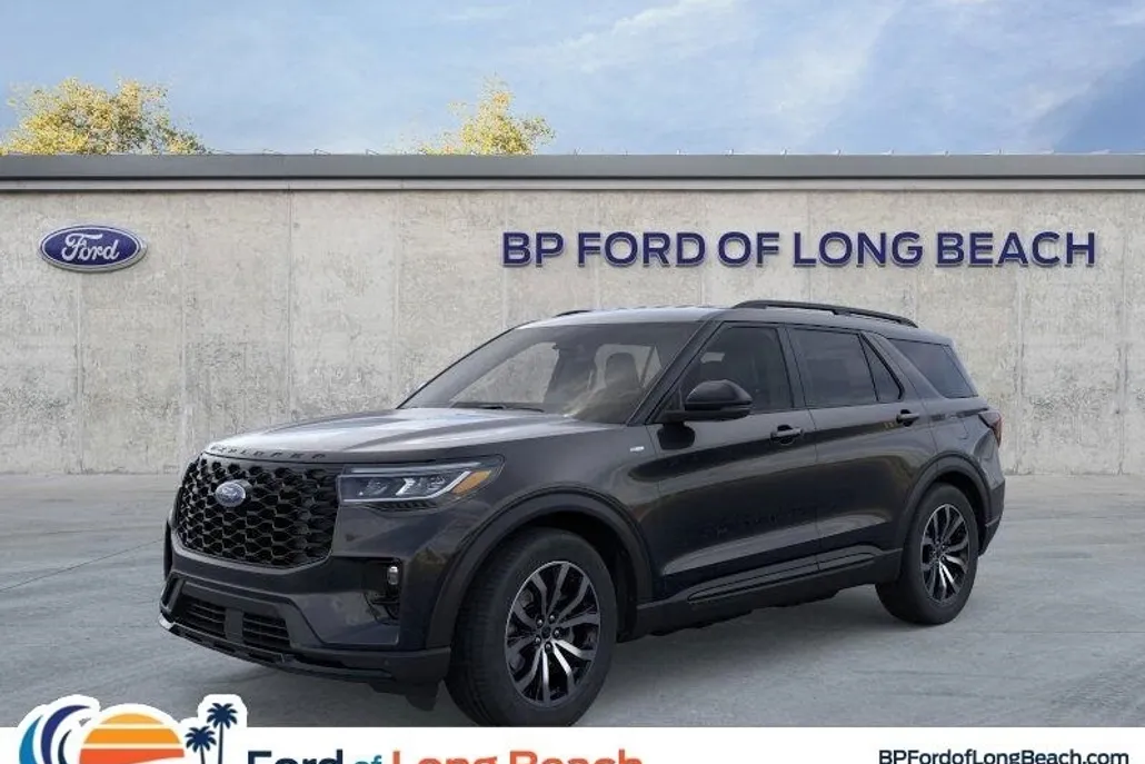 2025 Ford Explorer ST-Line photo 1