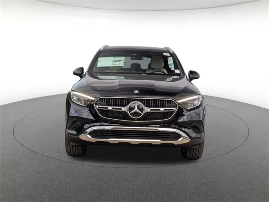 2026 Mercedes Benz GLC 300 4MATIC photo 1