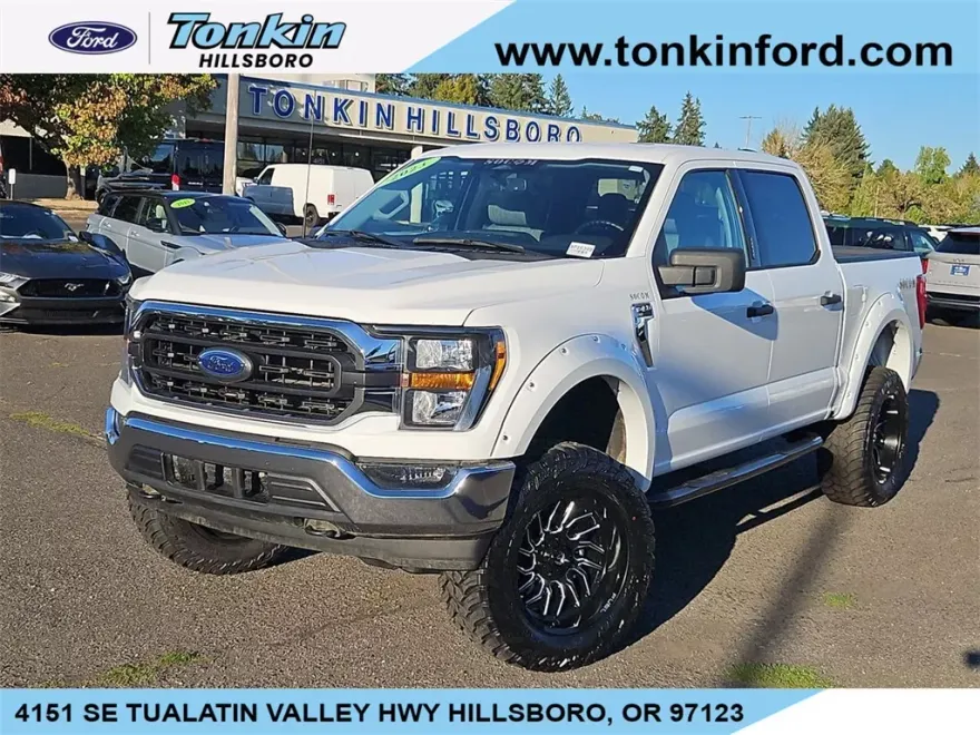 2023 Ford F-150 XLT photo 1