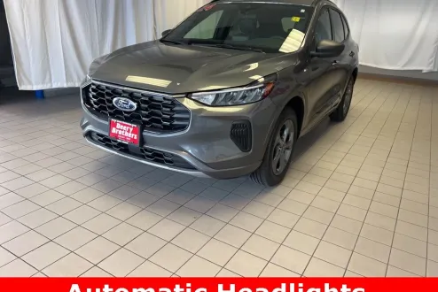 2024 Ford Escape ST-Line photo 3