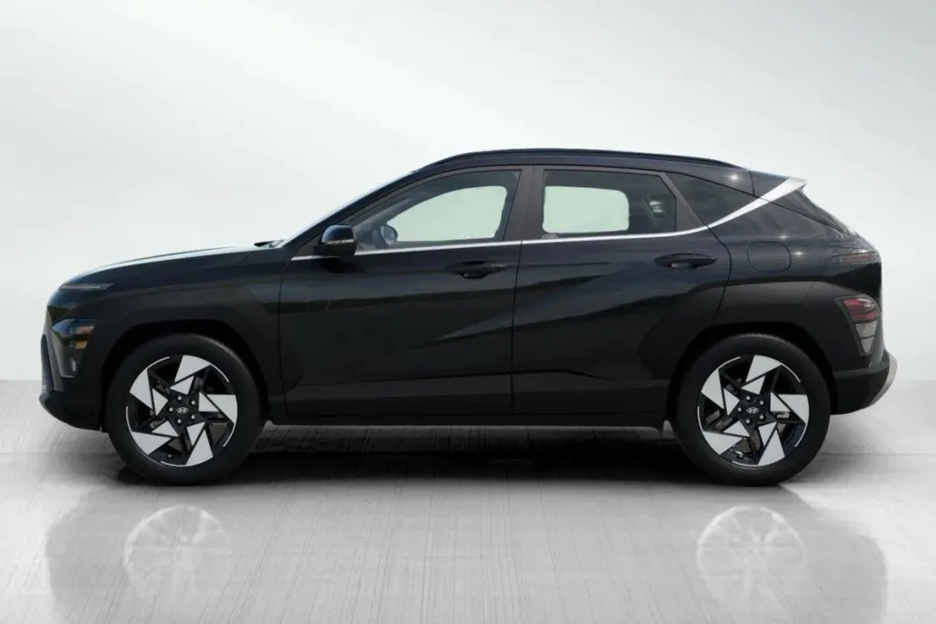 2026 Hyundai Kona SEL photo 1