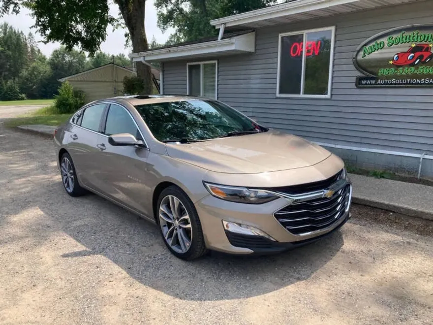 2023 Chevrolet Malibu 1LT photo 1