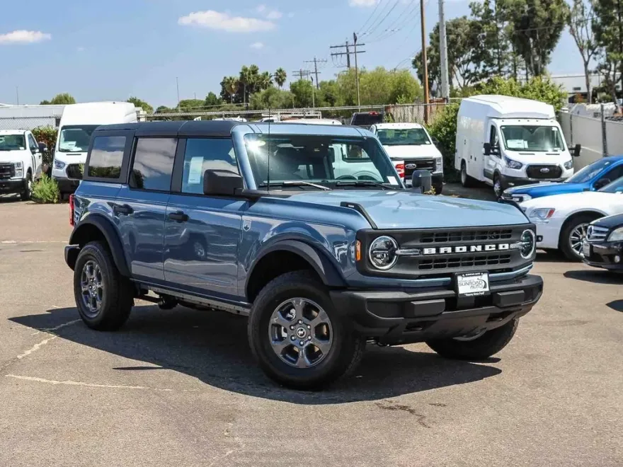 2025 Ford Bronco Big Bend photo 1