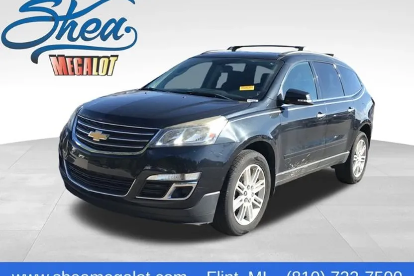2015 Chevrolet Traverse 1LT photo 1