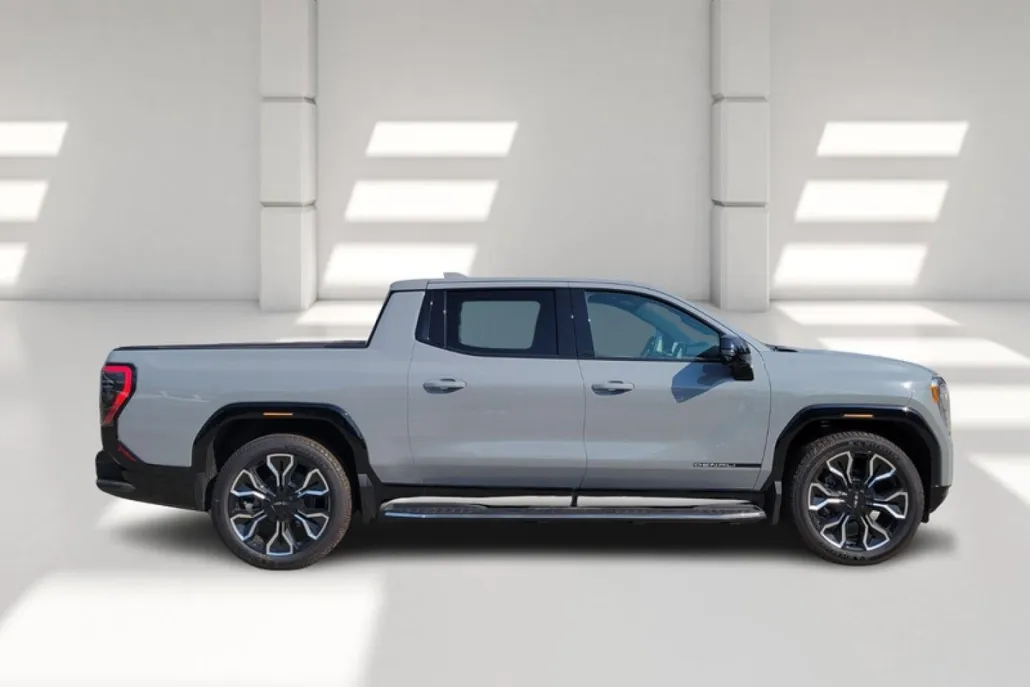 2025 Gmc Sierra EV Denali photo 1