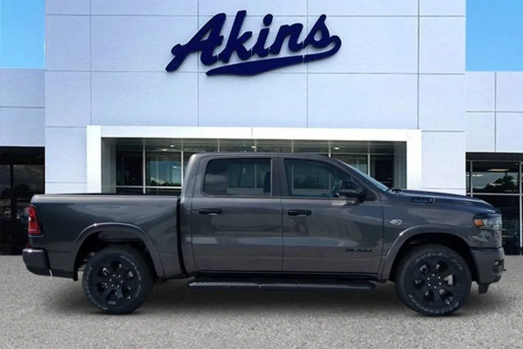 2026 Ram 1500 Big Horn photo 1