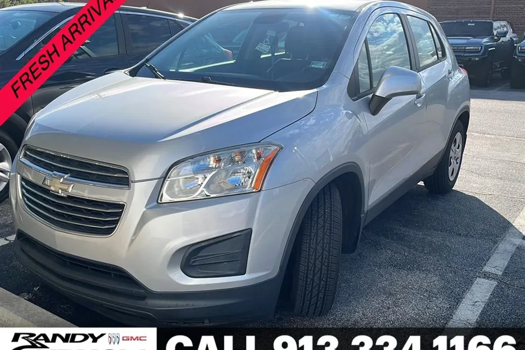 2016 Chevrolet Trax LS photo 1
