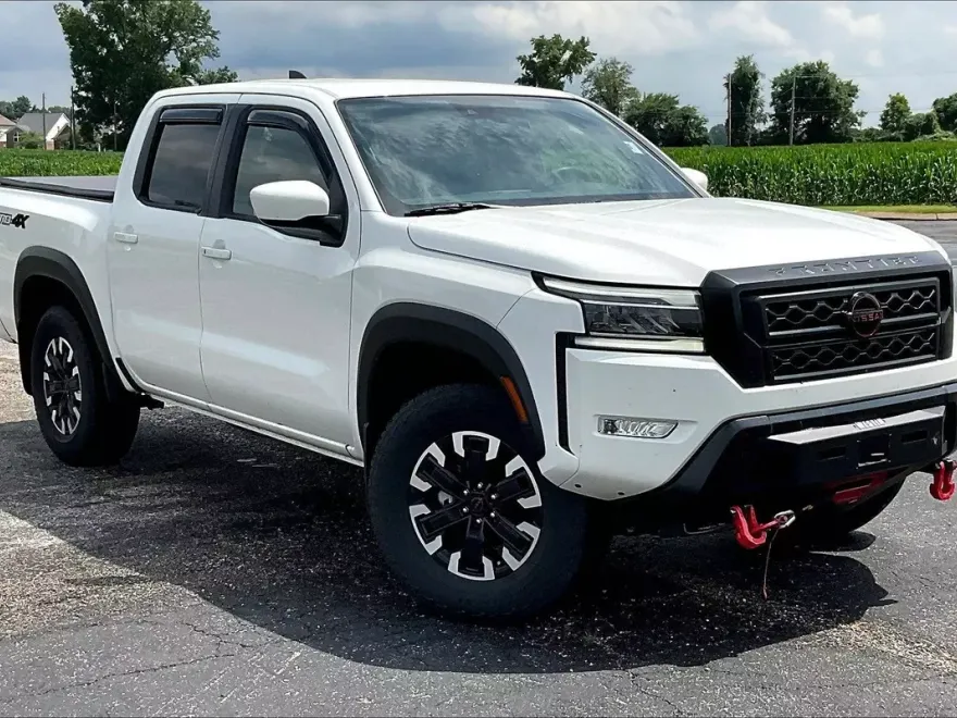 2024 Nissan Frontier PRO-4X photo 1