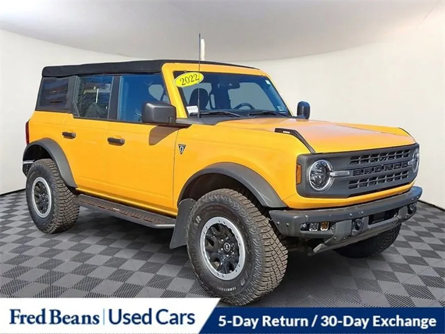 2022 Ford Bronco Base photo 1
