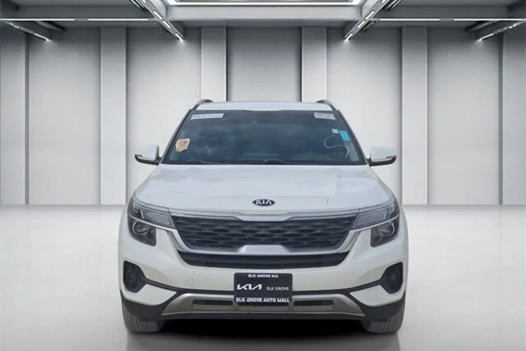 2021 Kia Seltos S photo 1