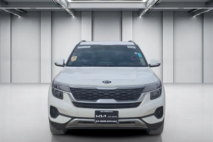 2021 Kia Seltos S photo 1