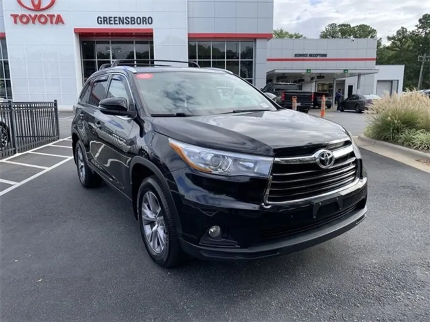 2015 Toyota Highlander XLE photo 1