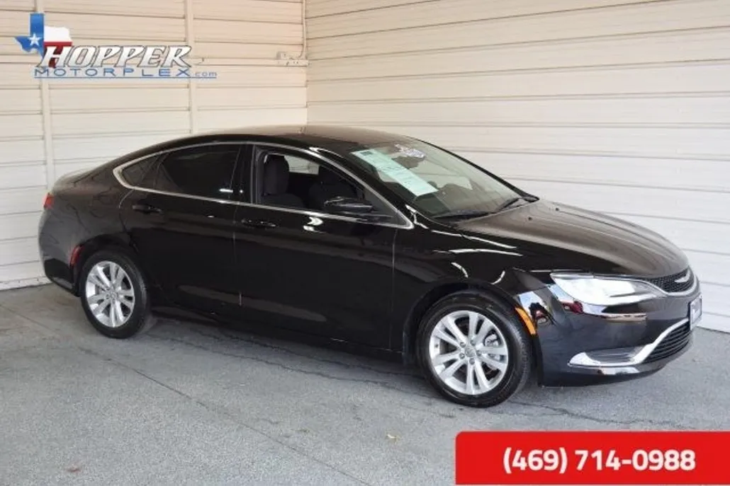 2015 Chrysler 200 Limited photo 1