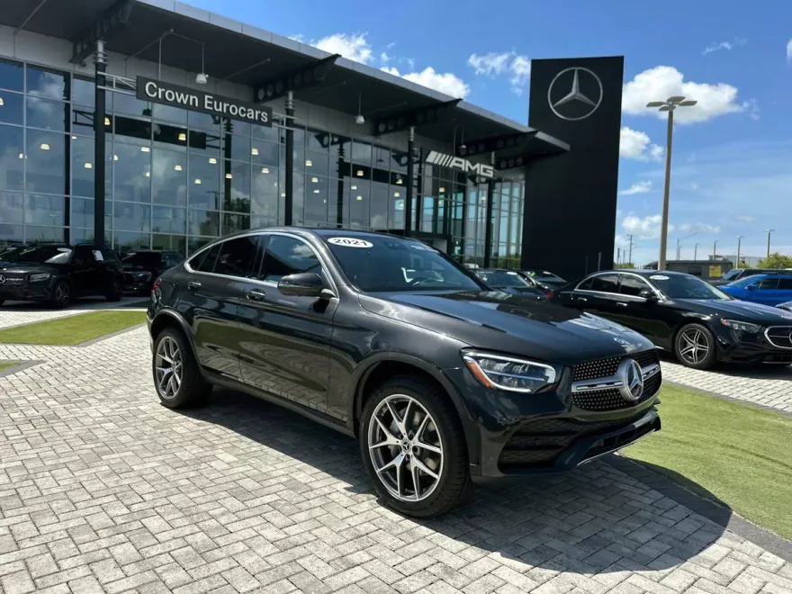 2021 Mercedes Benz GLC 300 Coupe photo 1