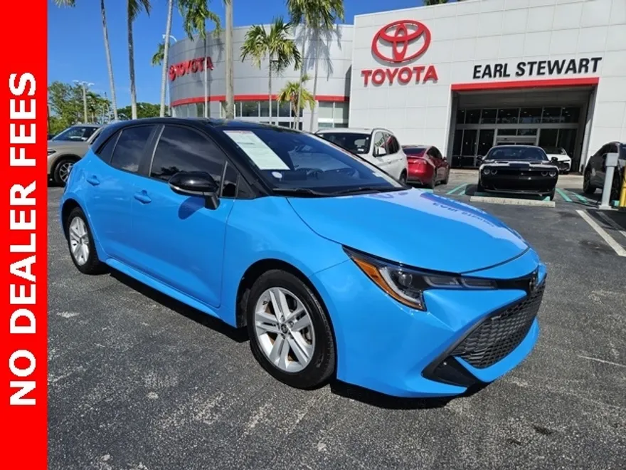 2022 Toyota Corolla SE photo 1