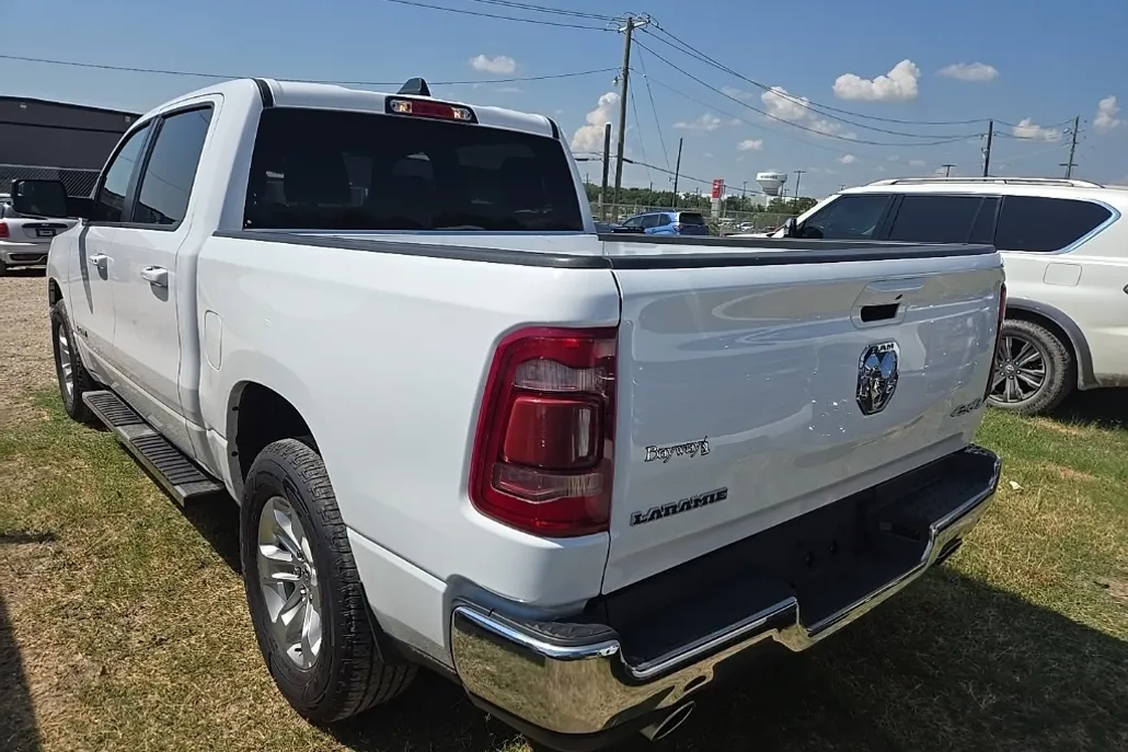 2024 Ram 1500 Laramie photo 1