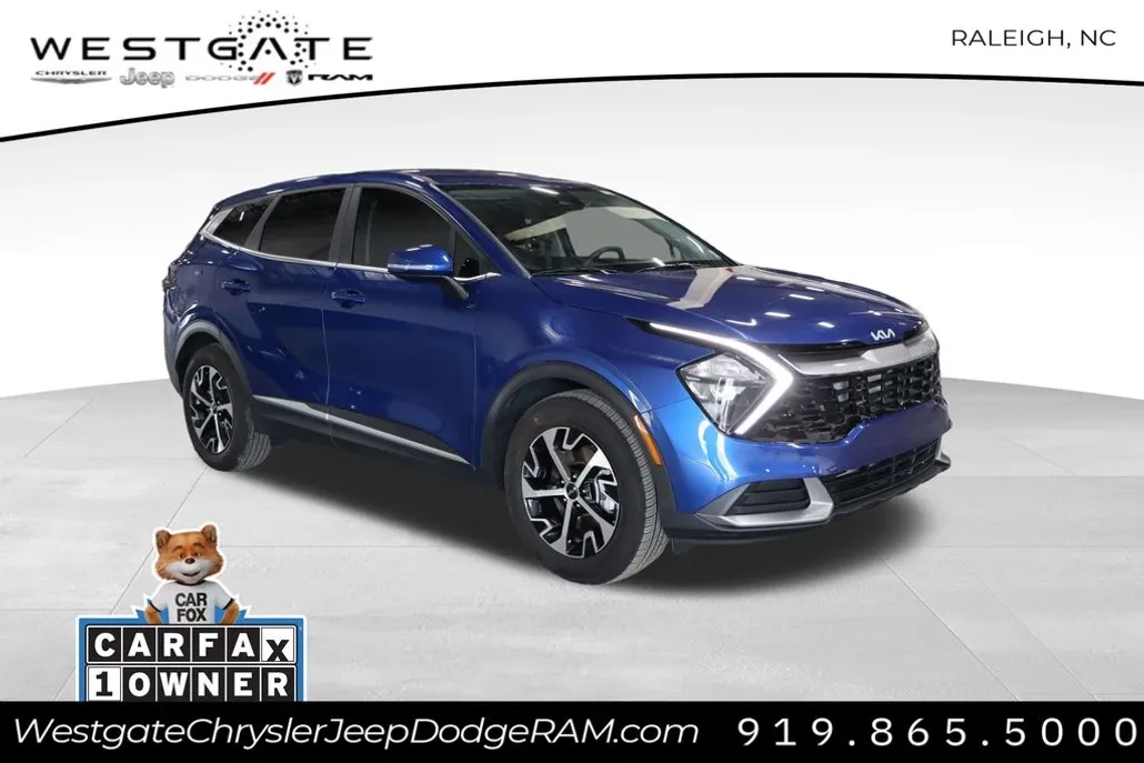 2023 Kia Sportage EX photo 1