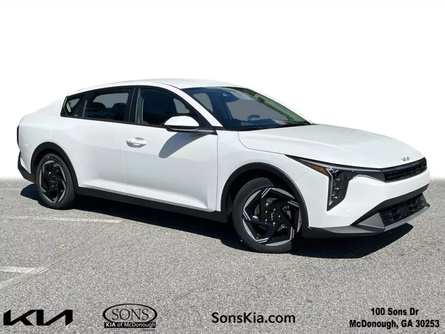 2025 Kia K4 EX photo 1