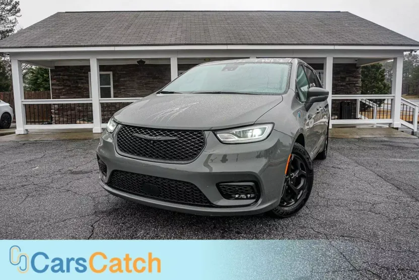2022 Chrysler Pacifica Hybrid Touring L photo 1