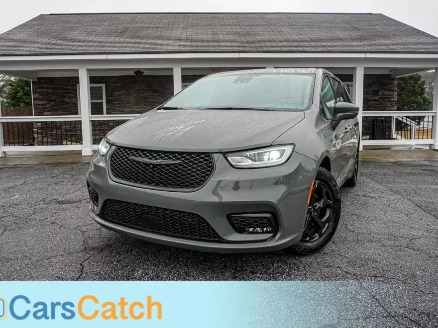 2022 Chrysler Pacifica Hybrid Touring L photo 1