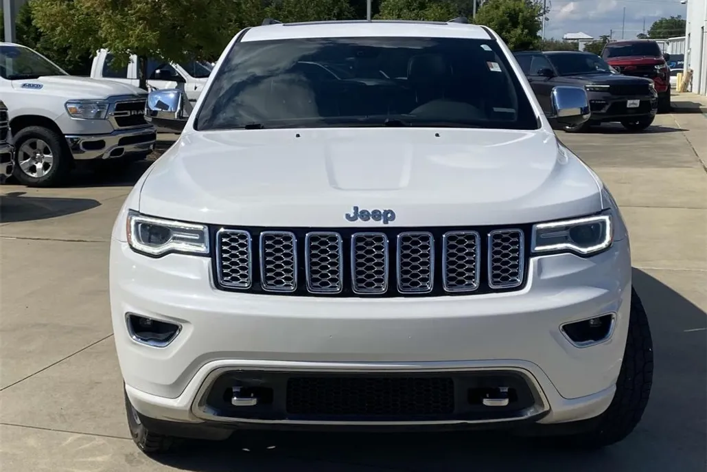 2018 Jeep Grand Cherokee Overland photo 1