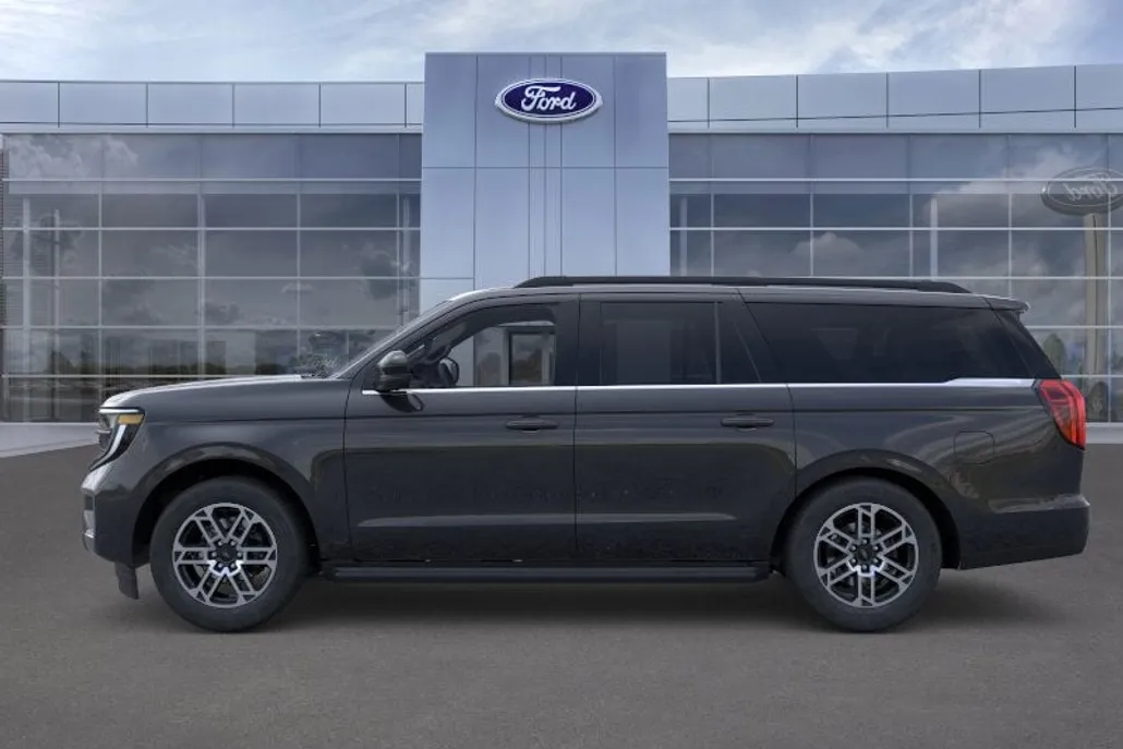 2025 Ford Expedition MAX photo 1