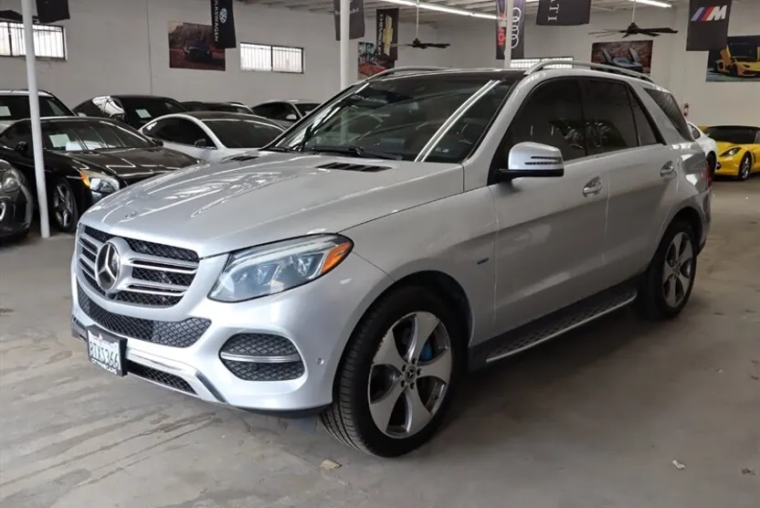 2017 Mercedes Benz GLE 550e 4MATIC photo 1