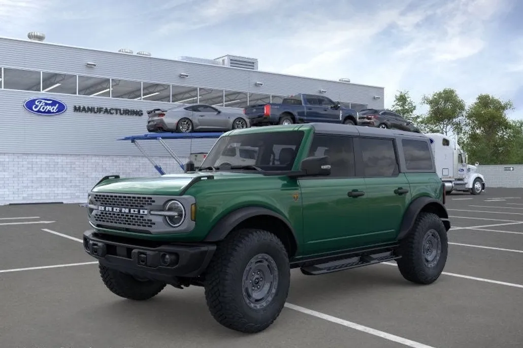 2025 Ford Bronco Badlands photo 1