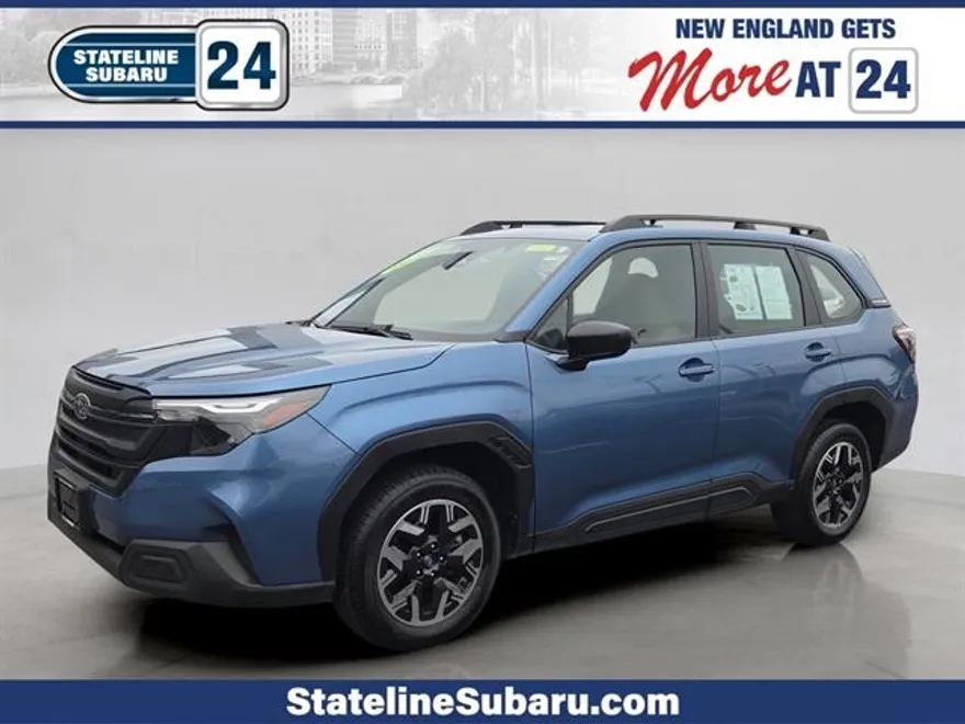 2025 Subaru Forester Base photo 1